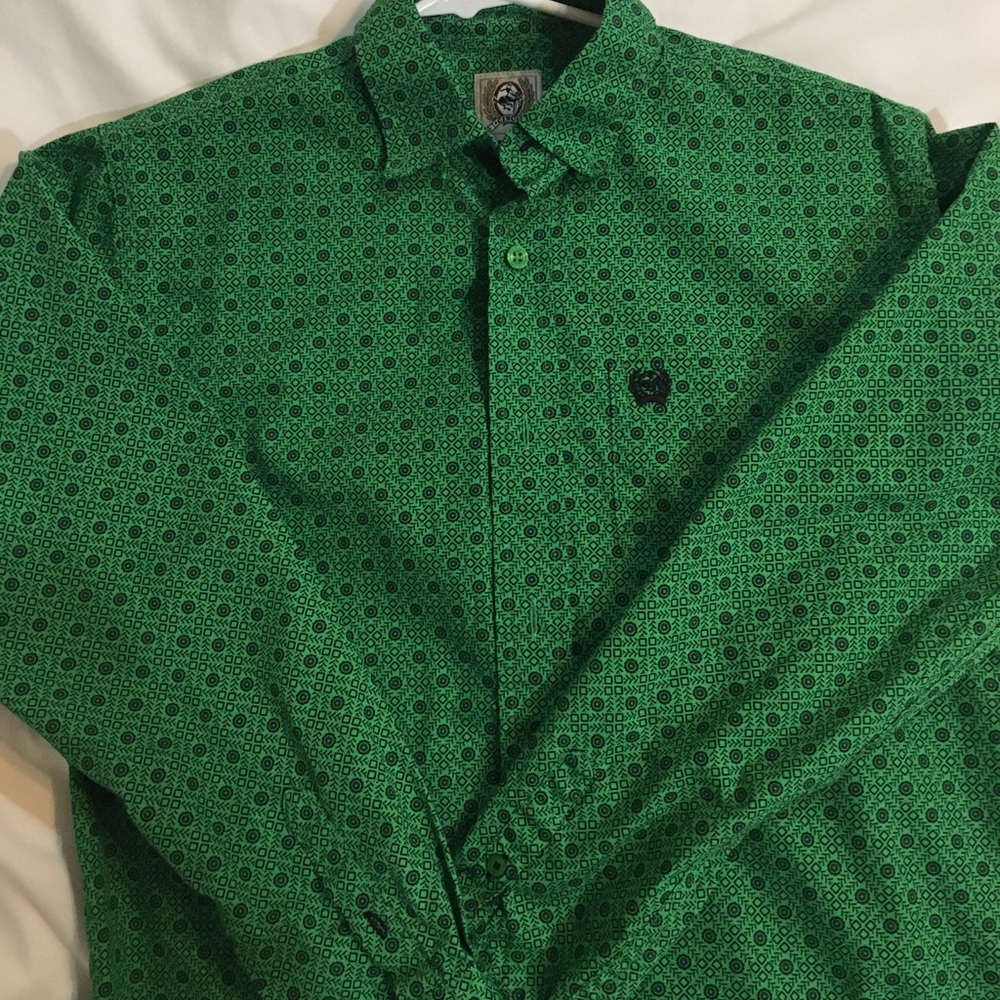 Cinch green button down boys shirt.